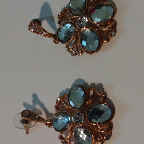 Rhinestone Earrings Floral Pattern - Picture 2 of 6